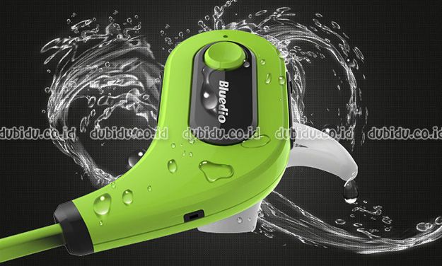  photo bluedio_s6_17_zpseadz21pp.jpg