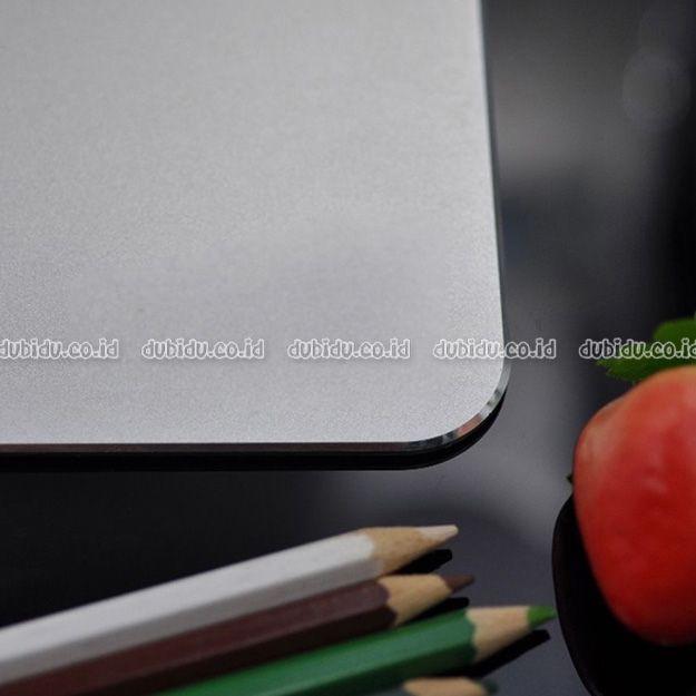  photo metal-mouse-pad-rubber-feet-300-x-240-x-3mm-silver-29_zps46b8eks9.jpg