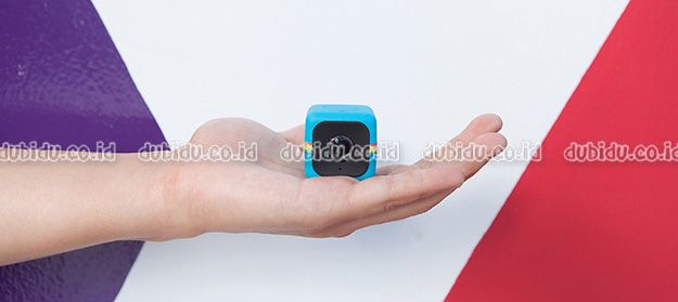  photo polaroid-cube-camera-8d2e.0000001408607513_zpsanpdagbc.jpg