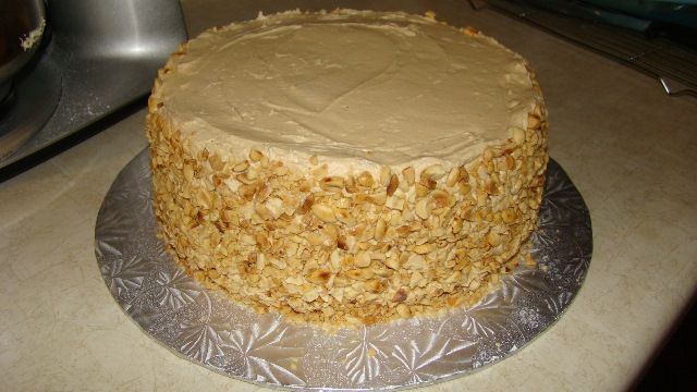 Cake-chocolatelayerwithPBbuttercream_zpsd5f0010c.jpg