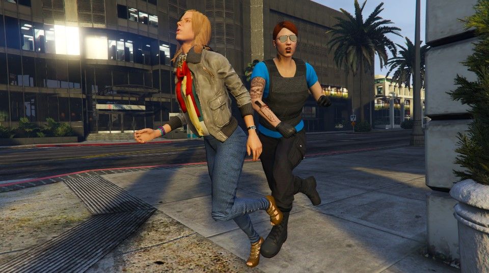 2017-06-20_ES10_suspect%20apprehended_zp