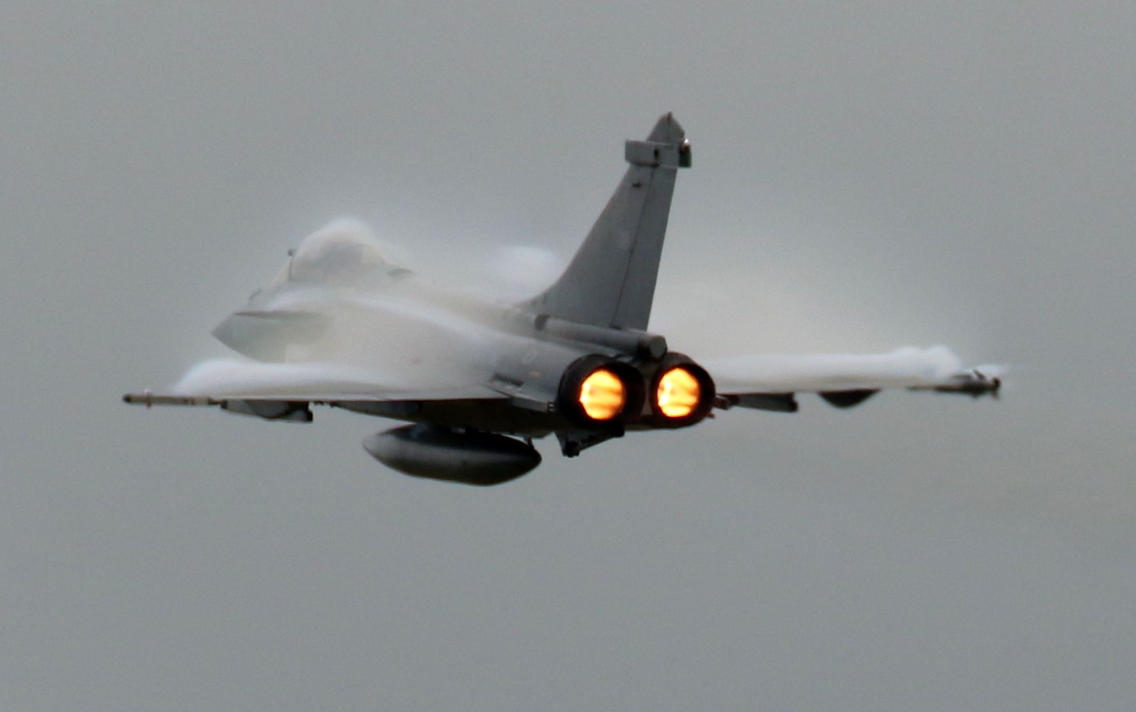 http://i1241.photobucket.com/albums/gg512/linda2075/rafale.05_zpsvh6hgxet.jpg