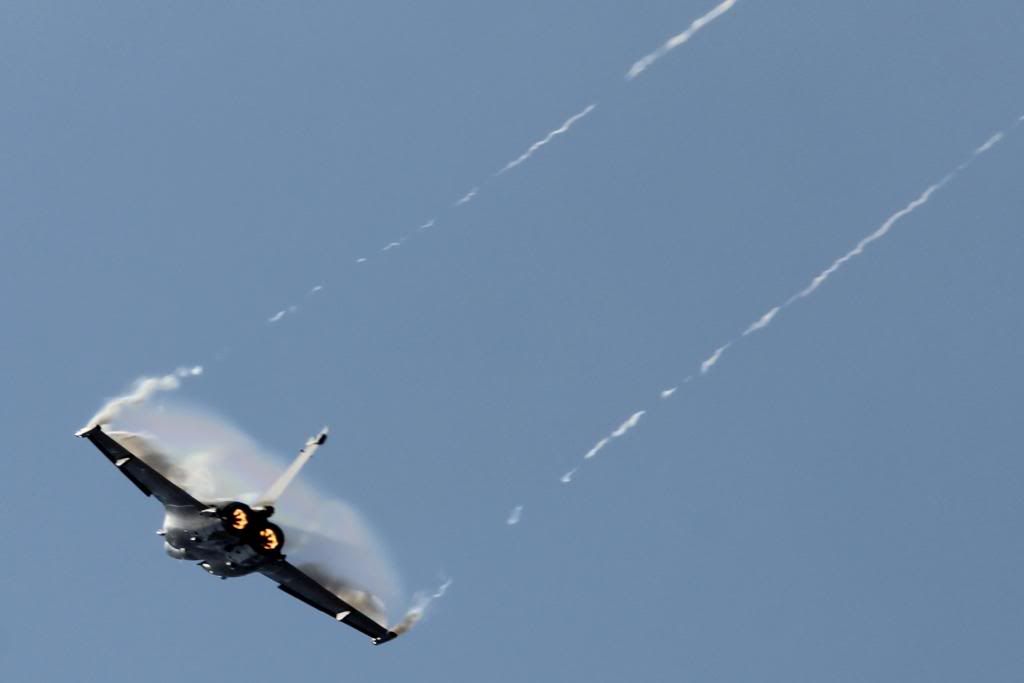 http://i1241.photobucket.com/albums/gg512/linda2075/rafale02_zps8238fe46.jpg