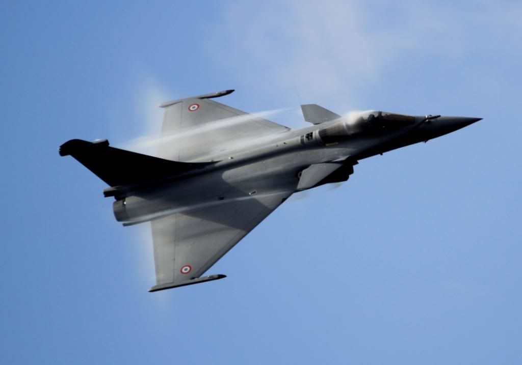 http://i1241.photobucket.com/albums/gg512/linda2075/rafale03_zps87add95c.jpg