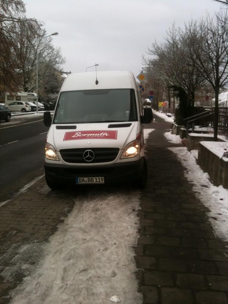 Radweg-Parker in Darmstadt, 25. Januar 2013, 10:34 Uhr Groß-Gerauer Weg