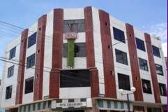 hotel casa blanca http://i1241.photobucket.com/albums/gg518/maurivildrose/hotel-casa-blanca-banos-building.jpg